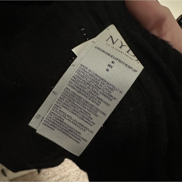BOGO 🎉 NYDJ Black Sweater - Picture 7 of 8